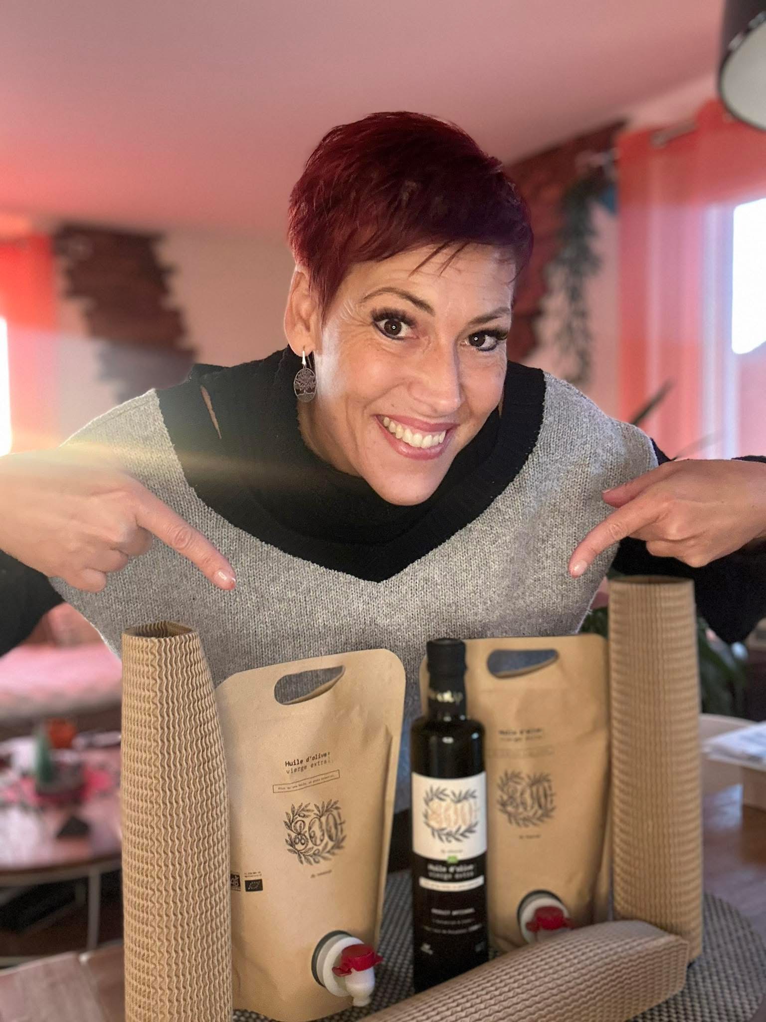 Huile d'olive extra vierge de haute qualité riche en polyphénols